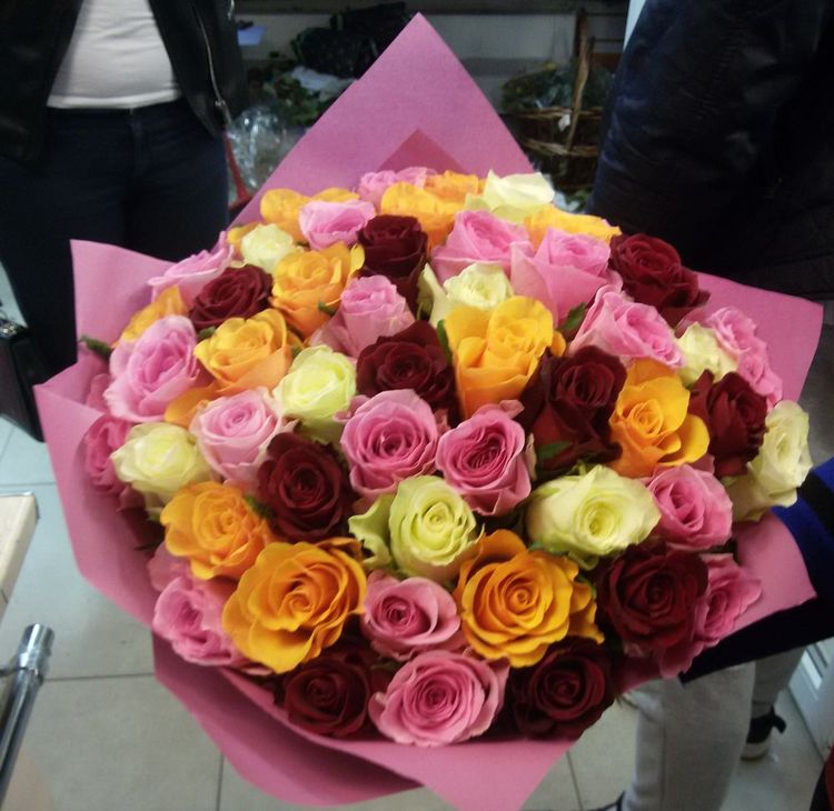 51 роза микс ,Кения, 40см